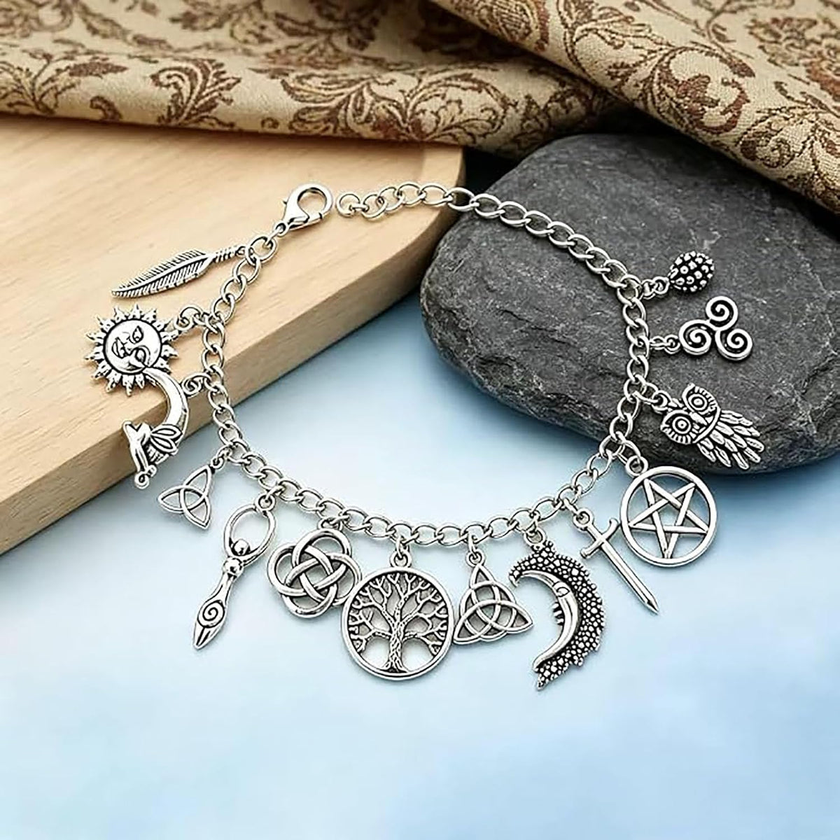 Pulsera Protectora de Dijes Mística