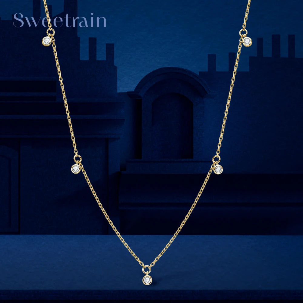 Collar de estación chapado en oro