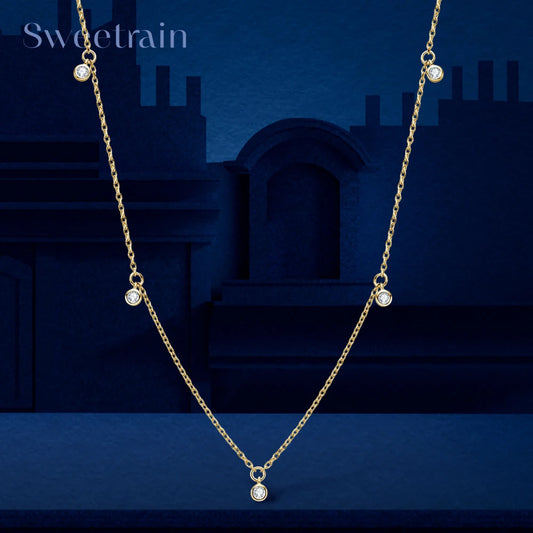 Collar de estación chapado en oro